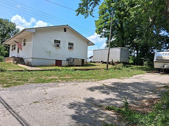 3rd image of 443 & 437 Jefferson Ave