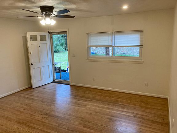 3rd image of 804 Nella Ct #A