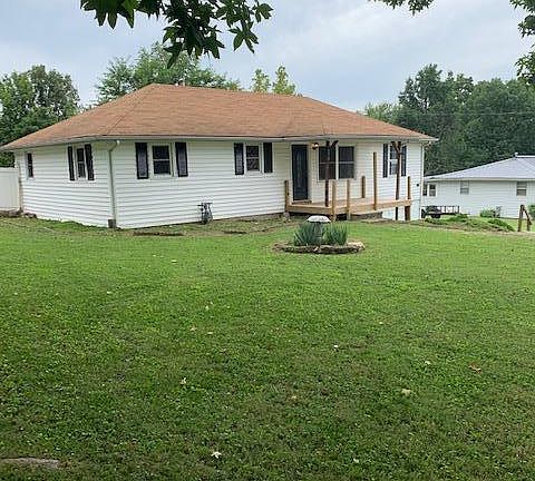 2nd image of 170 E Joyce Ln