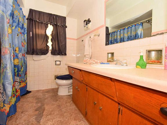 5th image of 4122 N 47th St #4124
