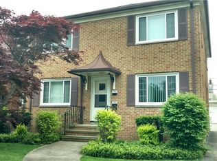7411 Whittington Dr, Parma, OH 44129