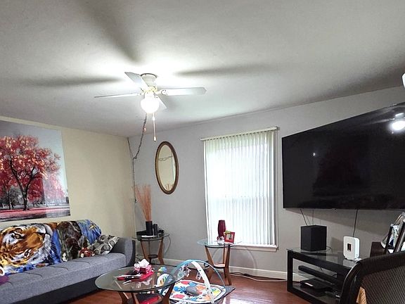 4th image of 1106 Birchdale Dr