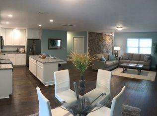 704 60th St NW, Bradenton, FL 34209