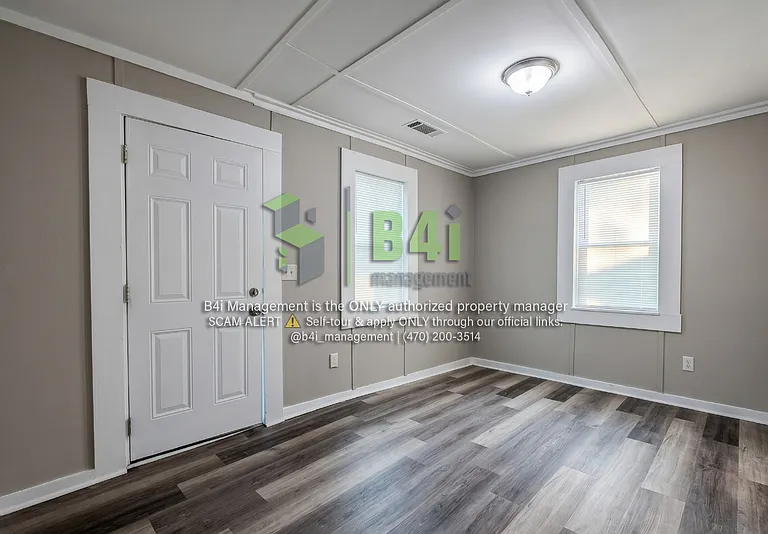 907 L S Glencamp Way — Photo 9