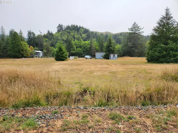 Saunders Creek Rd #2109, Gold Beach, OR 97444