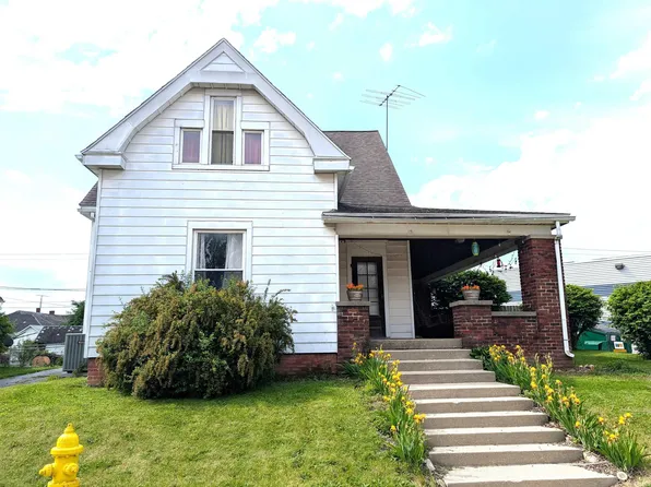 15 E Main St, Rossville, IN 46065