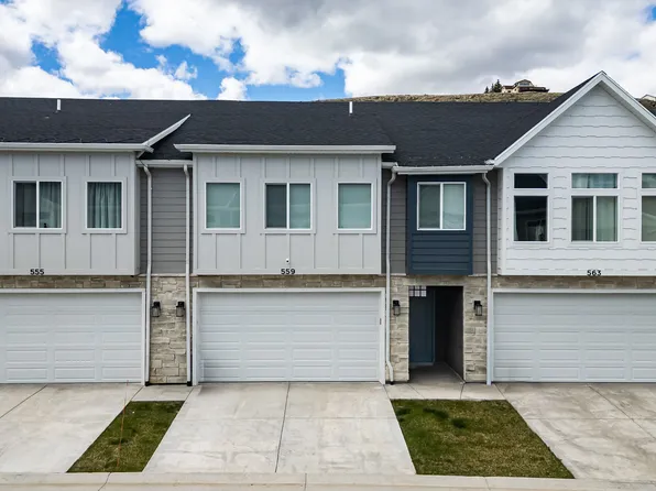559 N Blue Lake St, Garden City, UT 84028