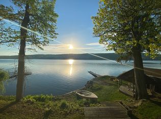 9114 Carpenter Rd, Hammondsport, NY 14840