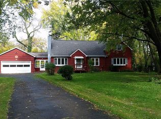 12 Greyson Rd, Rochester, NY 14623