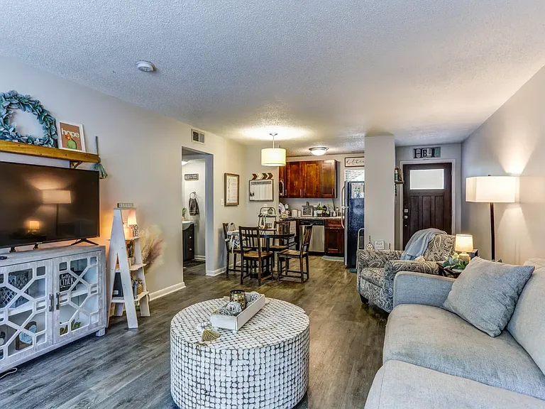 Northshore Village — Photo 112