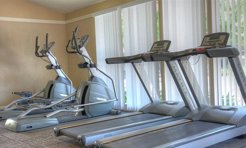 Willow Grove Apartments 2424 Hurley Way Sacramento CA Zillow