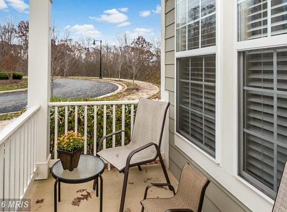2nd image of 1004 Wright Ct
