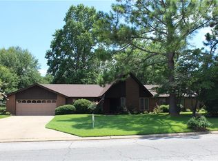 307 Saint Clair Ave, Natchitoches, LA 71457