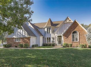 11201 W 125th Ter, Overland Park, KS 66213