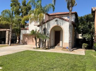 3704 Castillo De Leon Dr, Perris, CA 92571