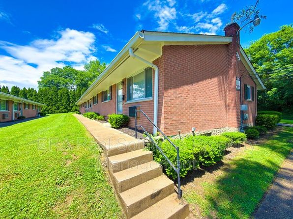 233 Rockaway Ave Unit 2