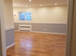 21610 121st Ave, Jamaica, NY 11411