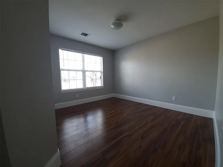 3015 Eastwood Dr — Photo 13