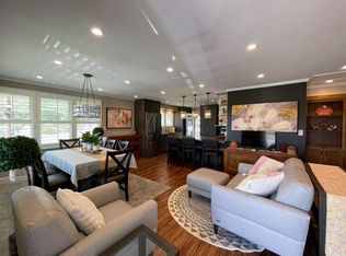 146 Laimi Rd, Honolulu, HI 96817