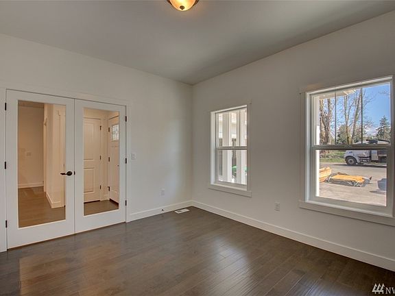 5th image of 2831 Fenmoor Ln SE