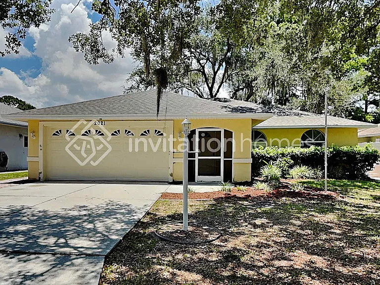 2021 Old Trevor Way — Photo 1