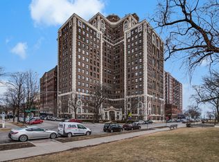 5555 S Everett Ave APT B-12, Chicago, IL 60637