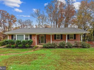 9123 Volunteer Dr, Alexandria, VA