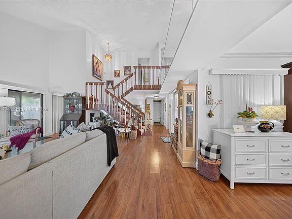 4th image of 11825 SW 104th Ter