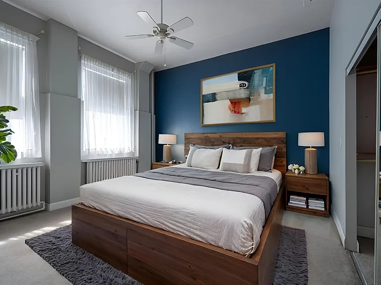 16 Balmoral St #422 — Photo 3