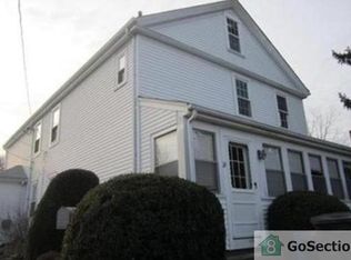 24 Crescent St #1, Kingston, MA 02364