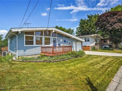 1181 Jeanie J Ave, Akron, OH, 44310