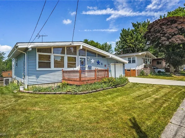 1181 Jeanie J Ave, Akron, OH 44310