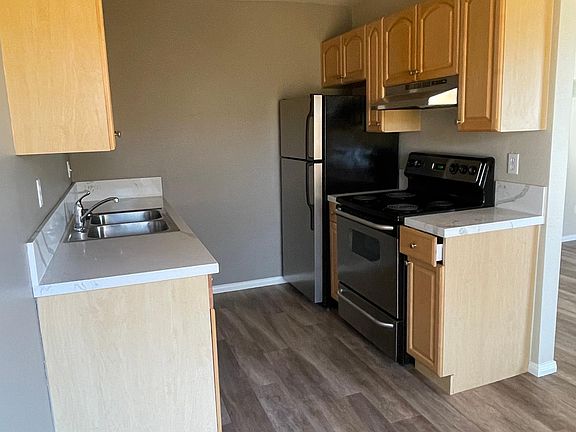 Similar kitchen