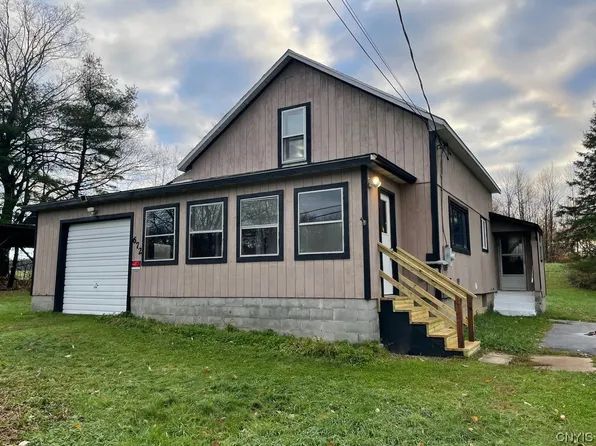 672 County Route 38, Parish, NY 13131