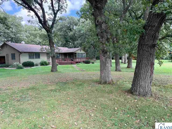 14048 County Road 24, New Ulm, MN 56073