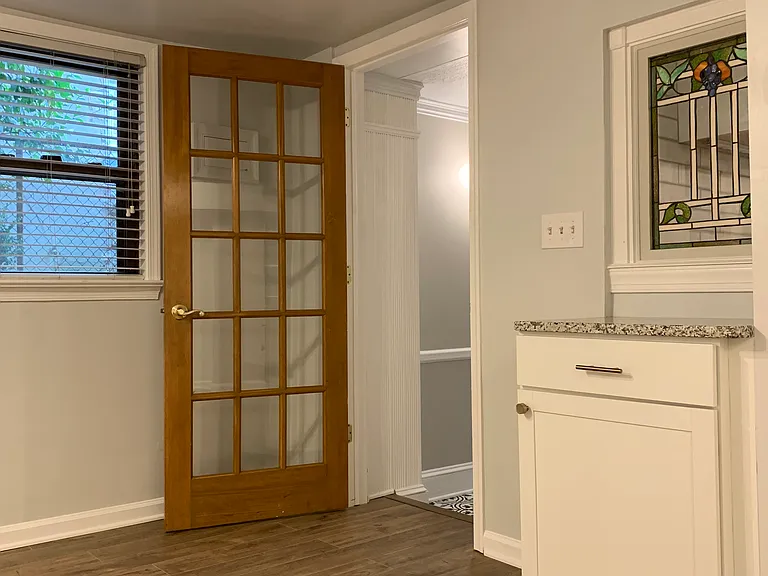 Entry way
