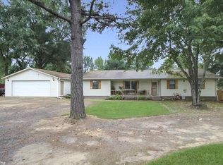 124 Green Willow Ln, Searcy, AR 72143