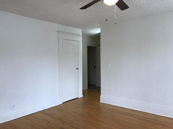 3rd image of 2227 W 24th St APT 7