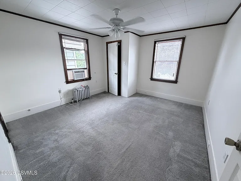 130 Iron St — Photo 9