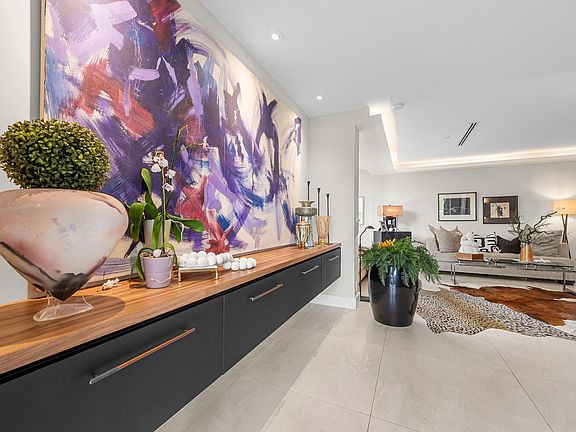 4th image of 7819 Lakeside Boulevard #814