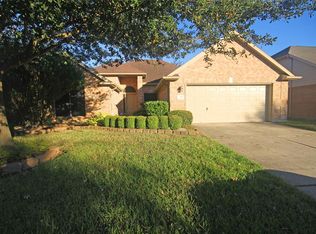226 Spencer Lndg W, La Porte, TX 77571