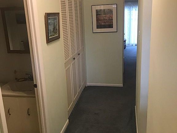 5th image of 218 Saddlebrook Dr