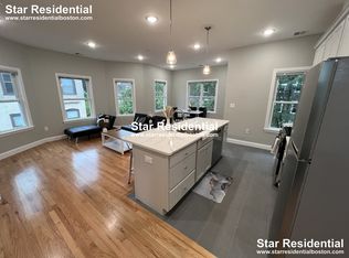 14-16 Hamilton Rd #3, Brookline, MA 02446