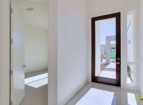 4th image of 4209 Indigo St