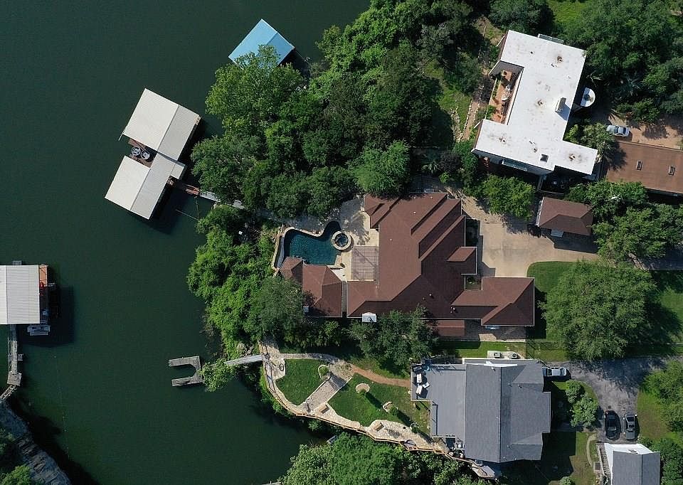 1st image of 22126 Briarcliff Dr