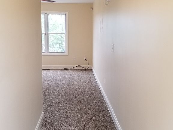 4th image of 1003 Ann Marie Dr