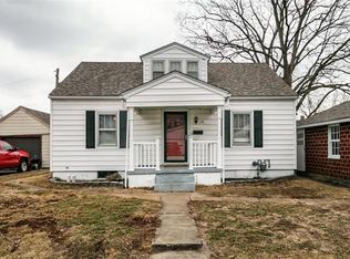 110 East Ave, Red Bud, IL 62278