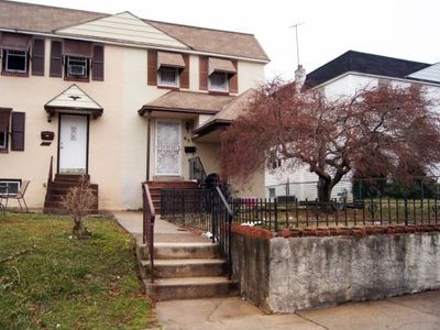 65 Foster Ave, Sharon Hill, PA, 19079