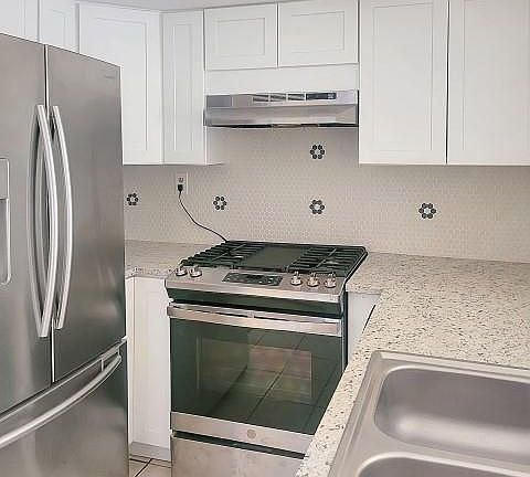 5th image of 169 Governors Dr
