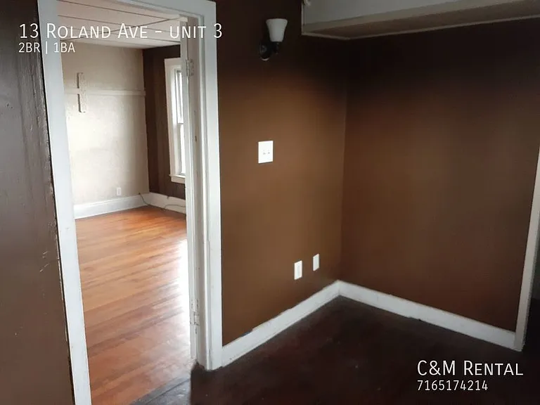 13 Roland Ave #3 — Photo 2